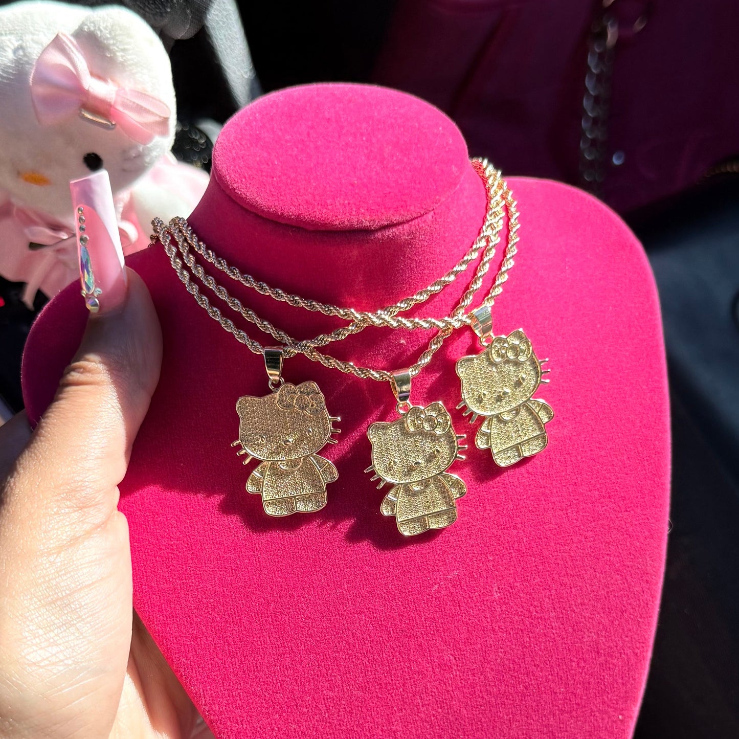 HK BODY NECKLACE