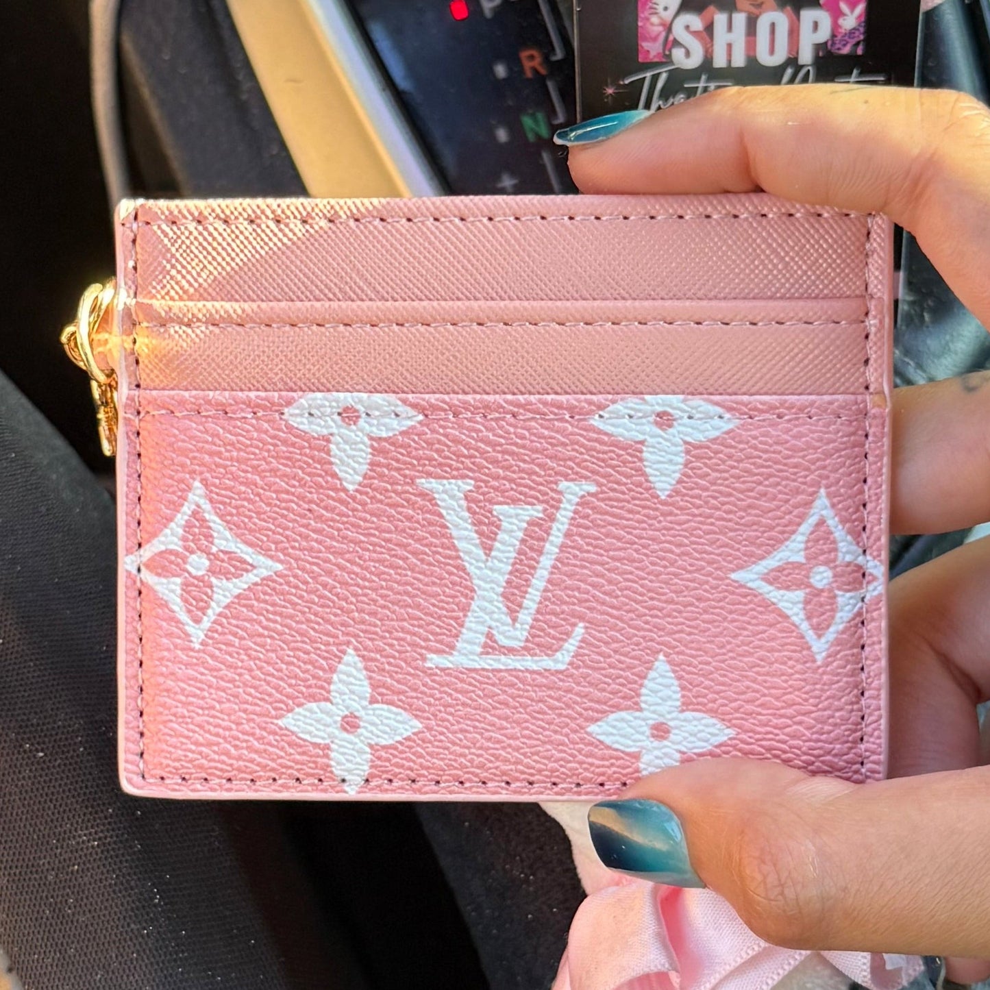 LV WALLET