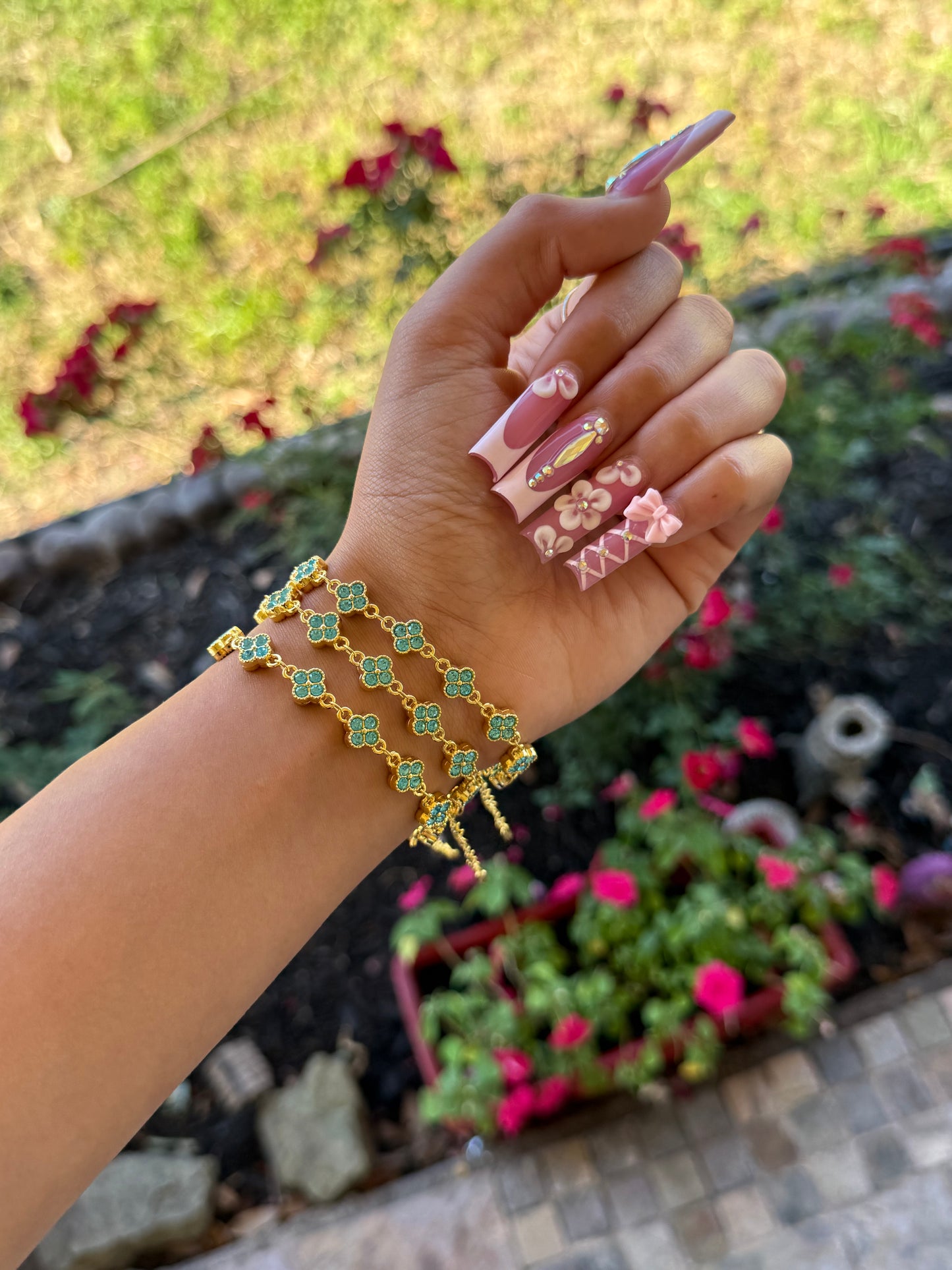 AQUA CLOVER BRACELET