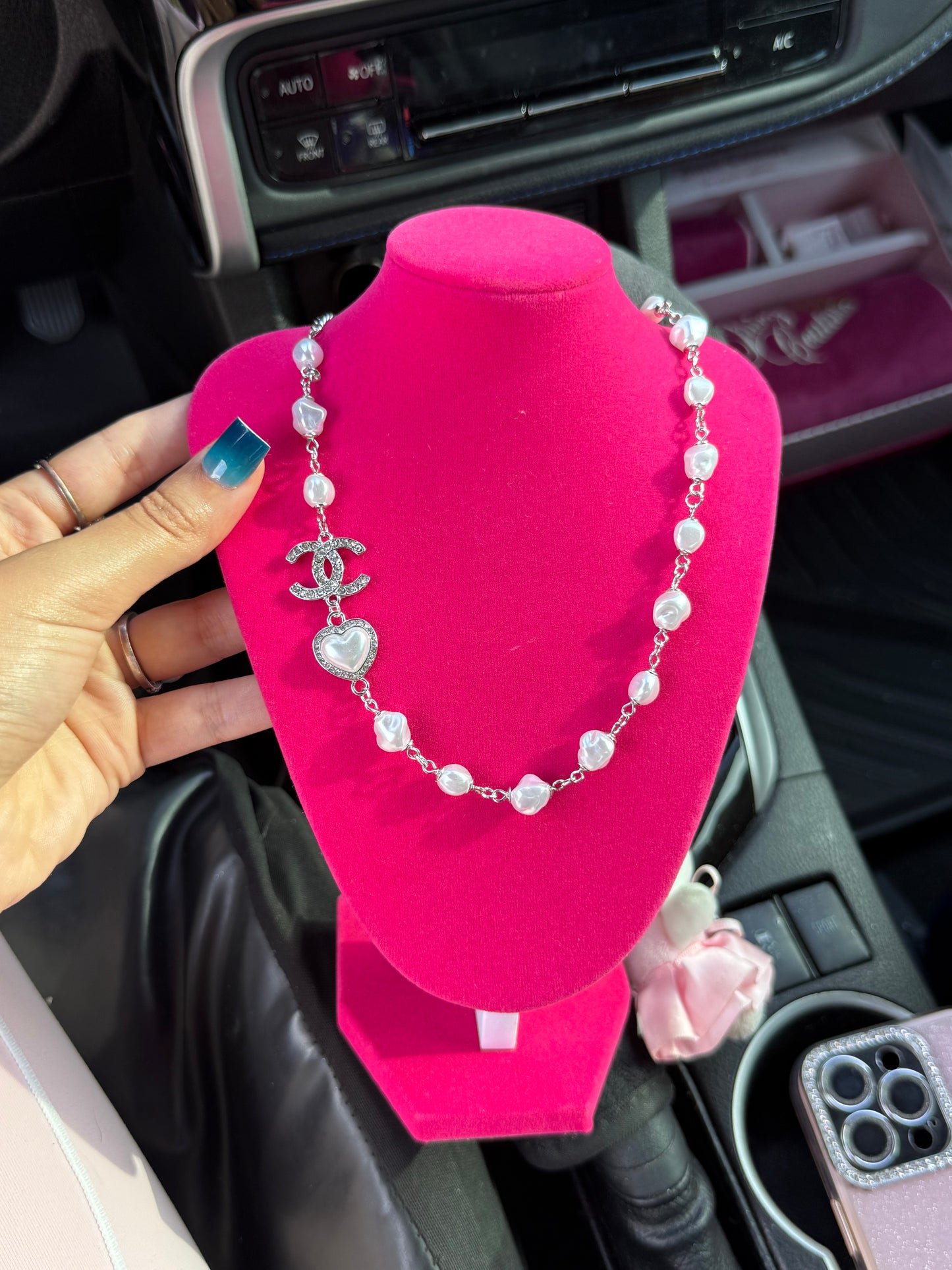 CC PEARL NECKLACE