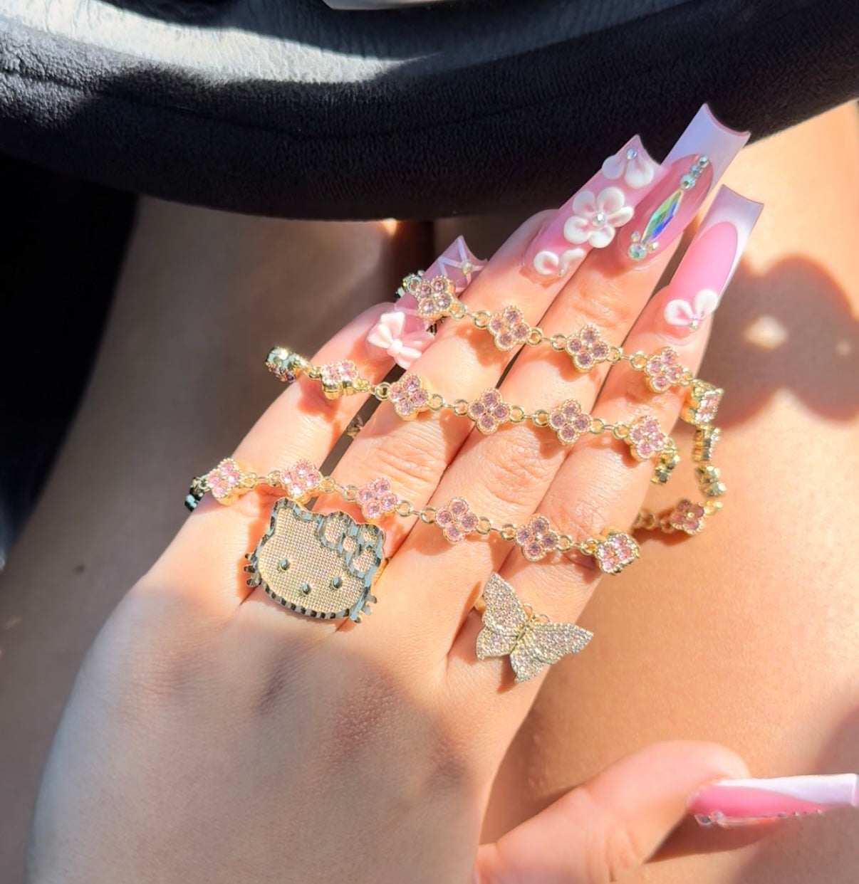 PINK CLOVER BRACELET